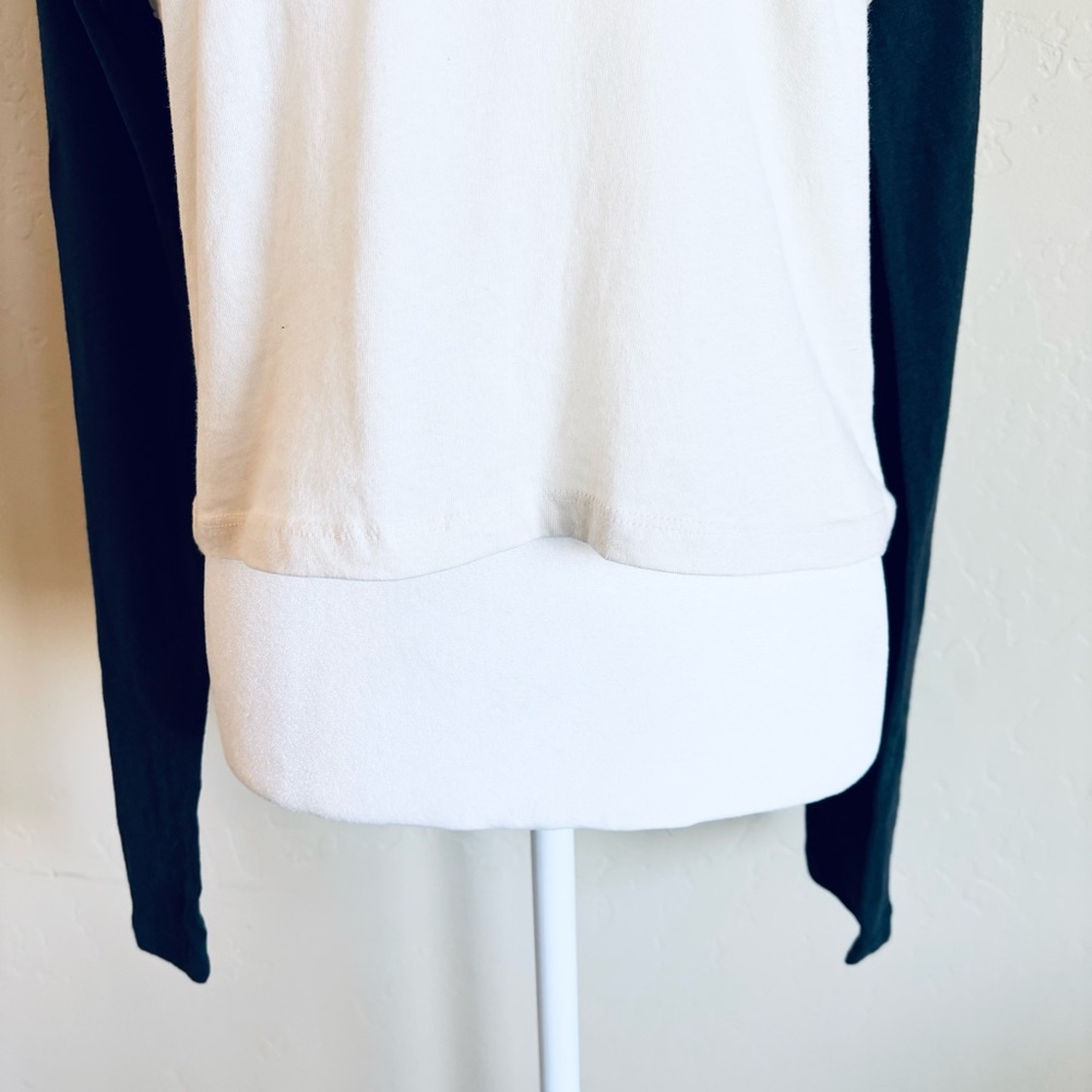 RVCA Logo Women’s Raglan Long sleeve Tee Shirt NWT - Picture 5 of 11